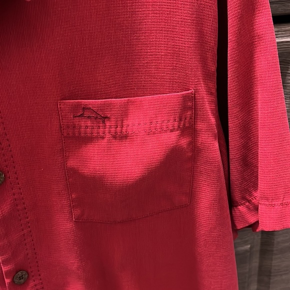 Tommy Bahama red short sleeve casual button front shirt. Size L. - Picture 5 of 5